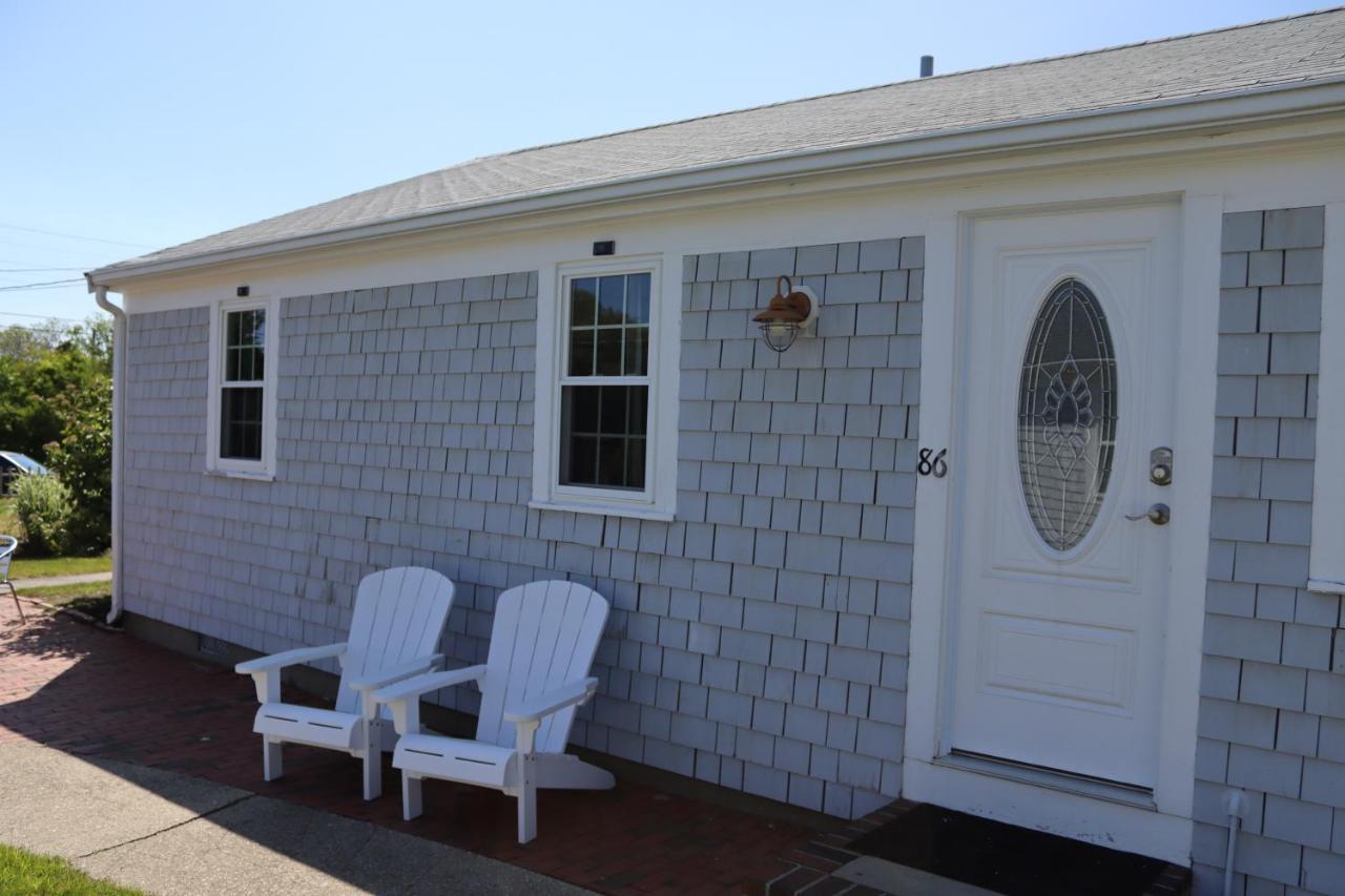 Seaside Serenity, Just A Block /0.1 Mile Away From The Beach Yarmouth Port Buitenkant foto